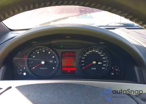 2009 Pontiac G8 из США, поврежденный, VIN 6G2ER57719L232010